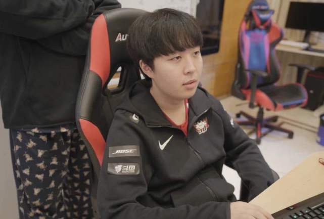 为球迷行为 为球迷行为