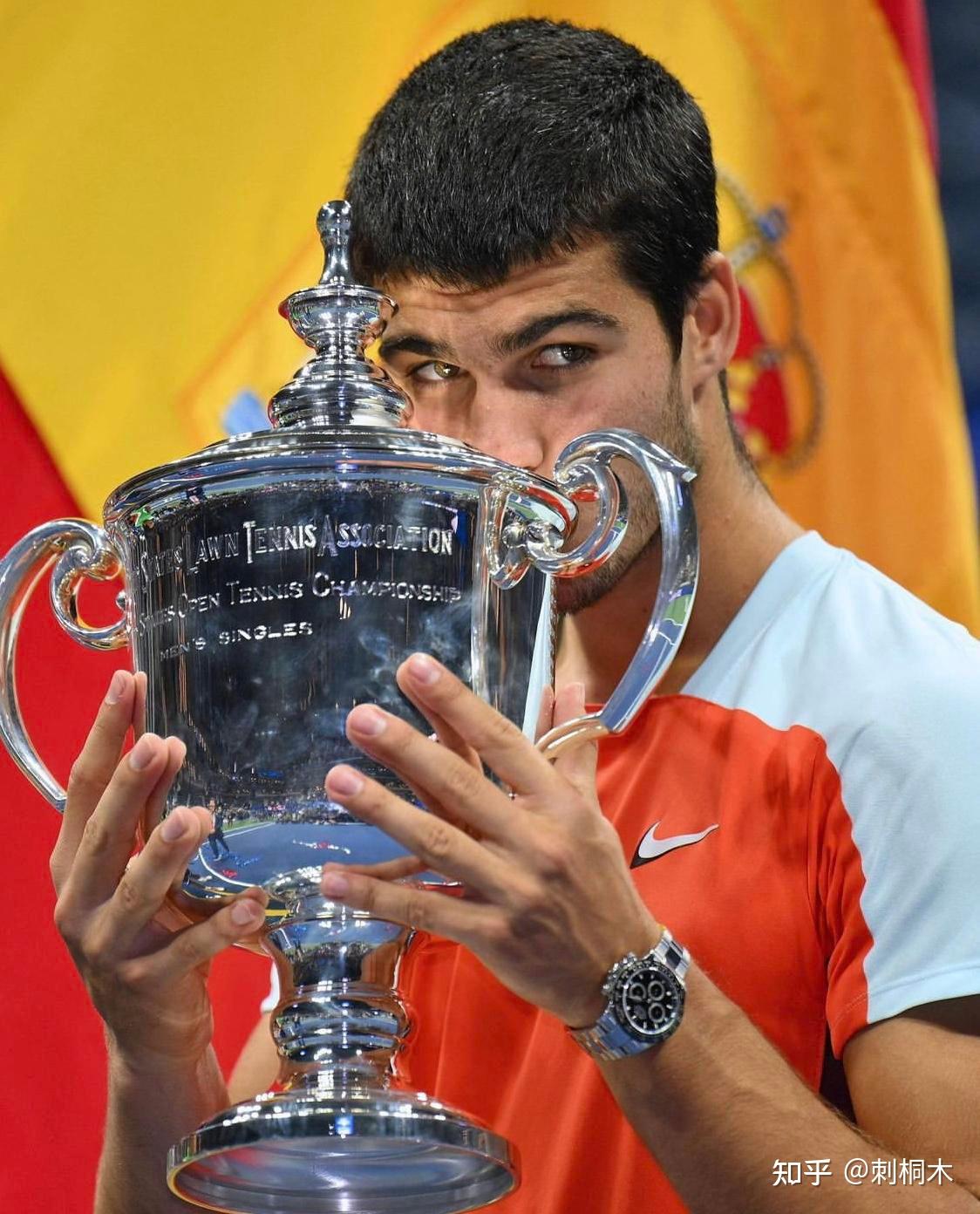 不仅仅是她 不仅仅是她