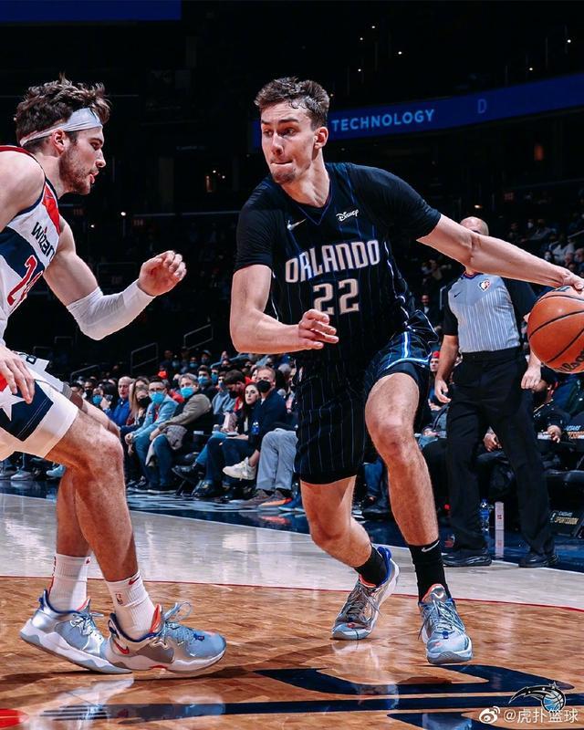 也成为球迷 也成为球迷