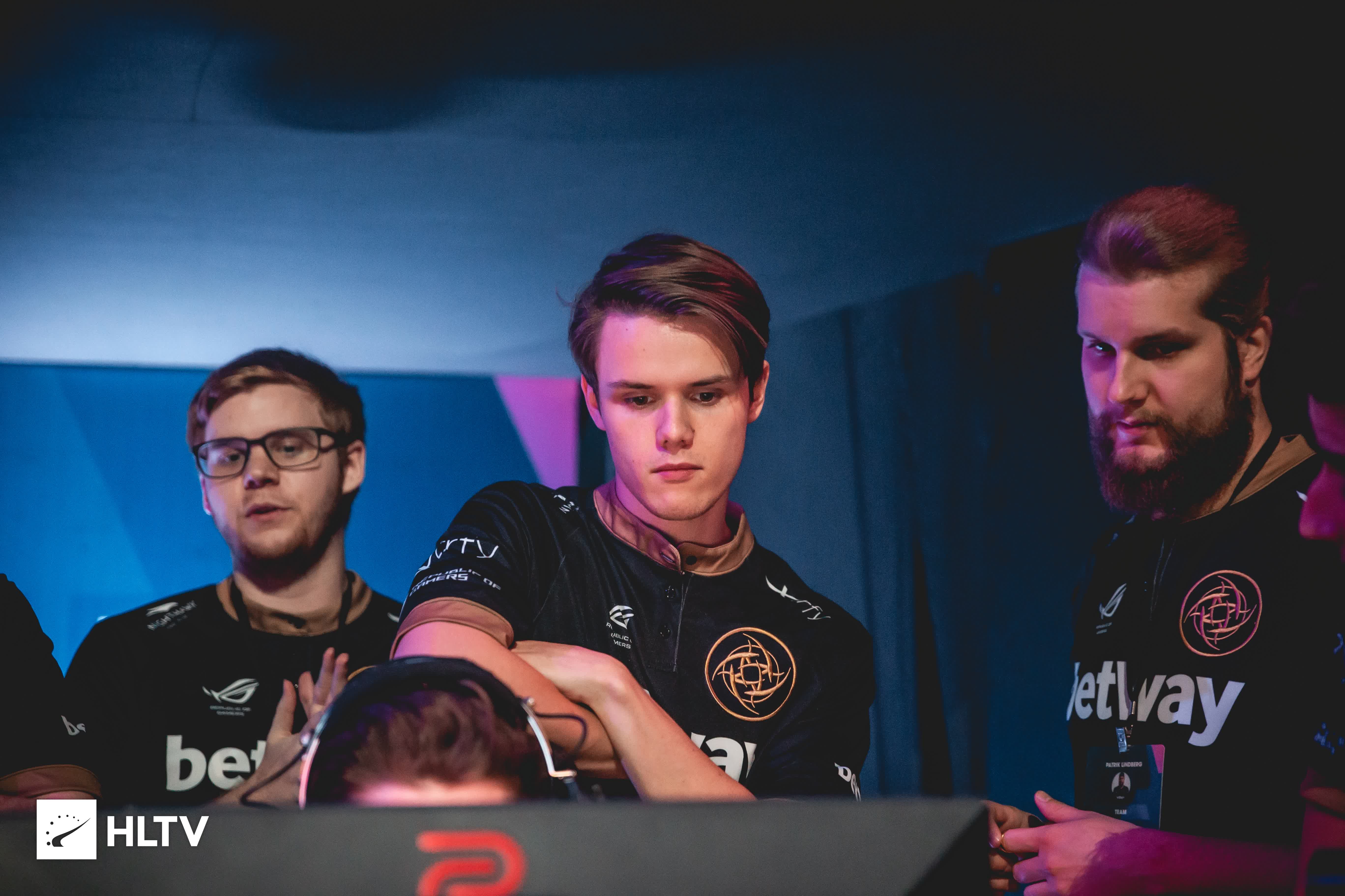 年卡塔尔世 年卡塔尔世