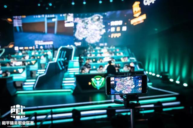 己的传奇 己的传奇